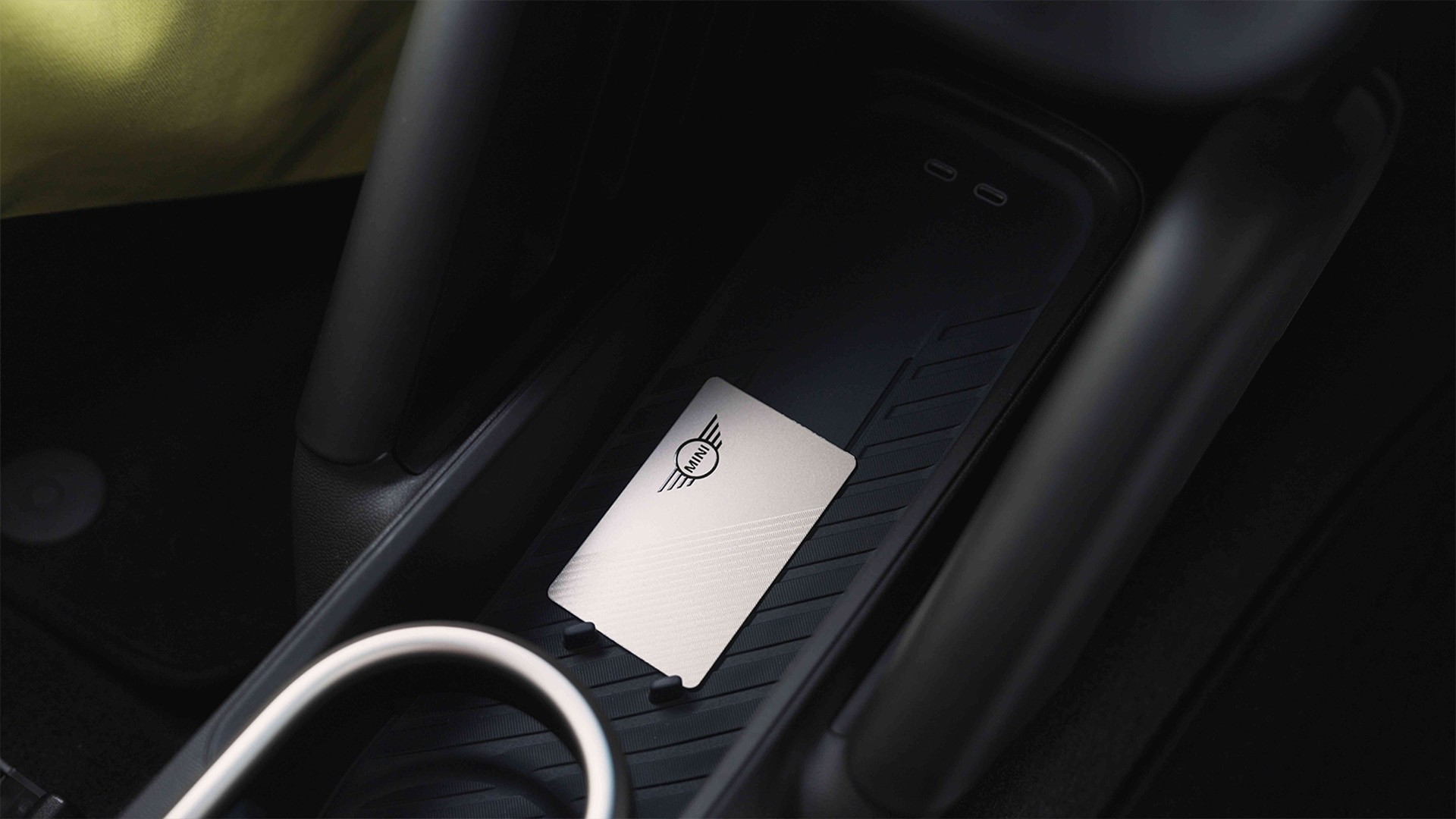 MINI digital experience - connected base